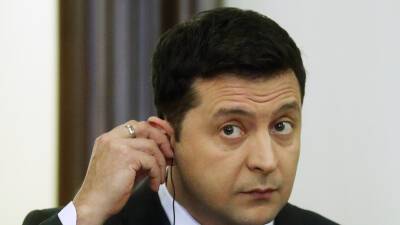 Зеленский обсудил по телефону с главой Евросовета ситуацию вокруг Украины