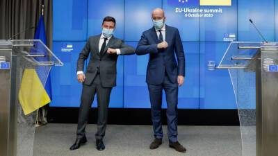 Зеленский поговорил с Президентом Европейского совета Мишелем: обсуждали превентивные санкции против РФ