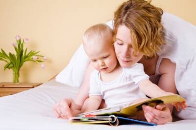 Чтение бумажных книг помогает снизить уровень возбудимости ребенка
