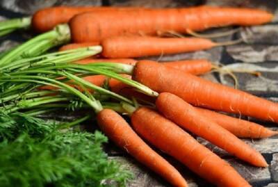 Жена засунула в прямую кишку супруга морковь для улучшения потенции