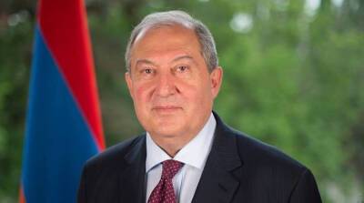 Президент Армении заявил, что уходит в отставку
