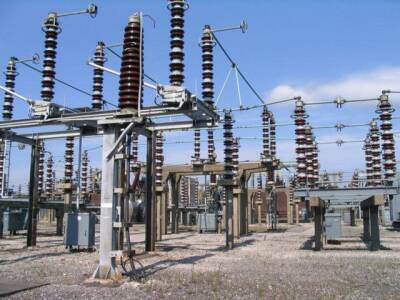 Энергосистема Кыргызстана начала восстановление после аварийного отключения света в столице