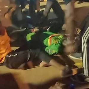 В Камеруне на футбольном матче возникла давка: погибли шесть человек