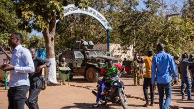 Военные в Буркина-Фасо заявили, что захватили власть в стране