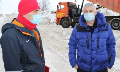 Губернатор Карелии приехал на проблемное совещание в люксовой куртке стоимостью более 100 тысяч рублей