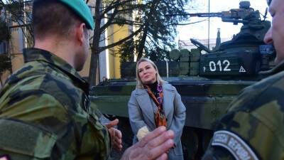 В Минобороны Чехии заявили, что готовы рассмотреть помощь военными Украине
