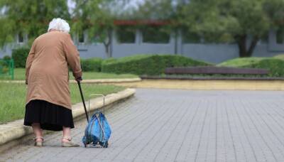 В России старушка лечила суставы героином