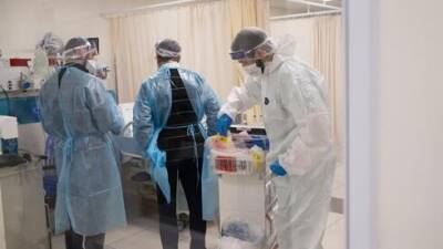 Минздрав Израиля: 35-40 человек в день умирают от коронавируса