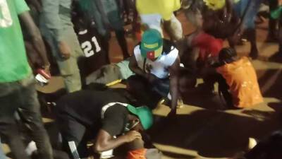 «Жертв может стать больше»: восемь человек погибли в давке перед матчем Кубка Африки