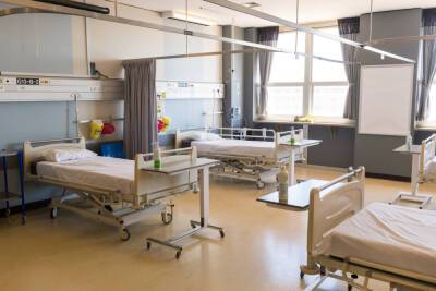 В Тосненской больнице открыли 50 коек для детей с коронавирусом