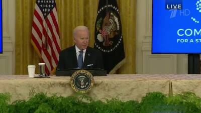 Президент США оскорбил журналиста во время пресс-конференции