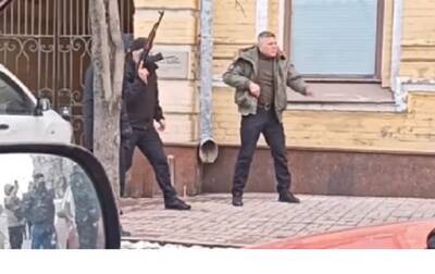 Инкассатор стрелял из автомата: подробности стрельбы в Киеве