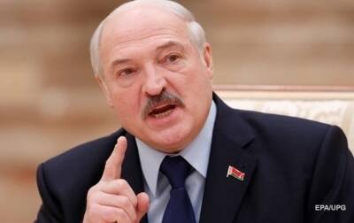 Лукашенко заявил о необходимости создания группировки на границе с Украиной