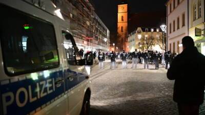 Бранденбург: мужчина скончался после проверки документов на антикоронавирусной демонстрации