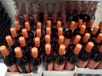 Китайские ученые рассказали, как алкоголь влияет на риск заражения коронавирусом