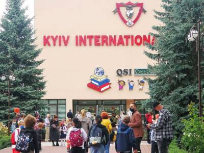 Kyiv International School уйдет на дистанционное обучение на фоне угрозы вторжения РФ