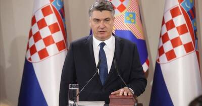Президент Хорватии внесен в базу "Миротворца"