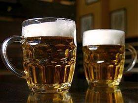 Кабмин РФ не поддержал введение минимальных розничных цен на пиво