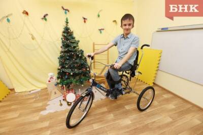 Герой «Писем надежды» Ваня Волков получил долгожданный велосипед