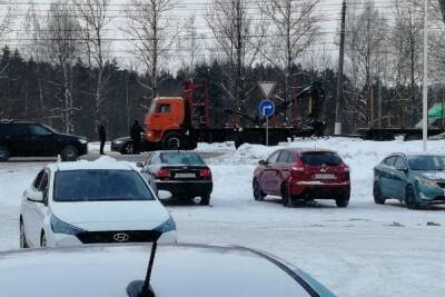 Из-за ДТП на Московском шоссе в Твери перекрыто две полосы