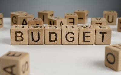 В декабре дефицит госбюджета вырос на 132 миллиарда