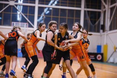 Команда из Серпухова стала призером соревнований ЦФО по баскетболу