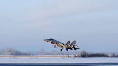 Россия перебрасывает истребители Су-35С в Беларусь в рамках совместных учений