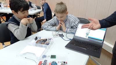 В центре «Технополис» ТвГТУ прошли мастер-классы по робототехнике для школьников