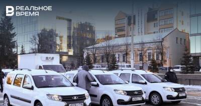 Поликлиники Казани получили 84 автомобиля Lada Largus