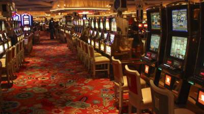 Госдума ввела штрафы для операторов связи за переводы денег нелегальным казино