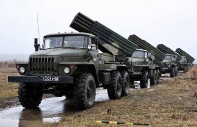 В армию РФ поступила партия модернизированных РСЗО БМ-21 "Град"