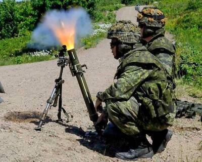 Канада готова передати Україні протитанкову та стрілецьку зброю