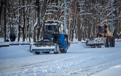 В администрации Смоленска рассказали о круглосуточной уборке снега на улицах города