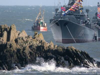«Получай, Путин!»: ирландские рыбаки решили преградить путь российским военным кораблям