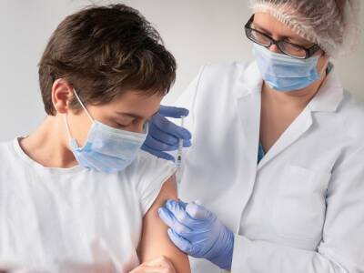 В Челябинской области начинается вакцинация детей от COVID-19