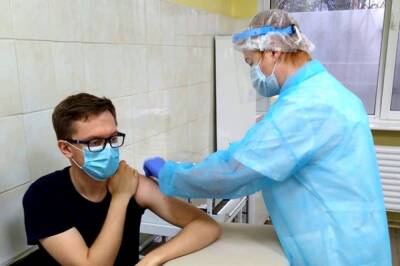 В Хабаровский край поступила вакцина «Спутник М»