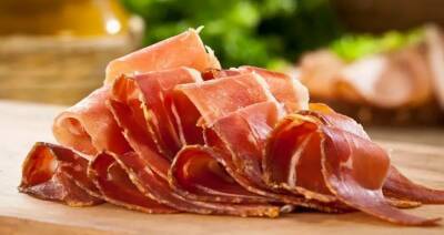 Госстандарт за 2021 год выявил свыше 28 наименований некачественных мясных товаров из Италии