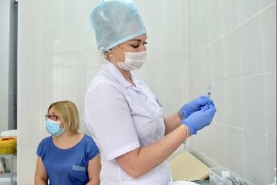 Охват взрослого населения Красноярского края вакцинацией от COVID-19 превысил 55%