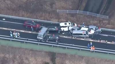 Крупное ДТП произошло на скоростной магистрали в Японии