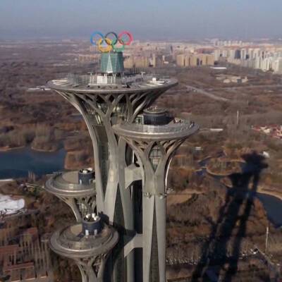 Первые спортсмены из России прилетели в Пекин для участия в Олимпиаде