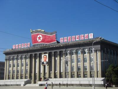 Северная Корея начинает открывать границы после жёсткой двухлетней изоляции и мира