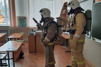Первоклашкам из Мышкино показали, как нужно себя вести при пожаре