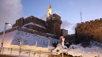 Иерусалим в снегу, зимняя буря по всей стране