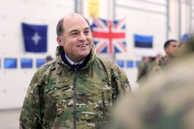 Министр обороны Британии собирается на переговоры в Москву
