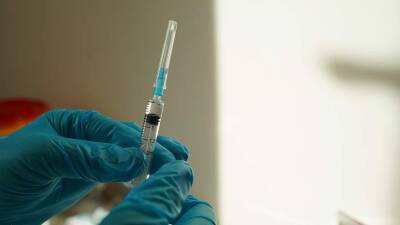 В Приамурье началась вакцинация от COVID-19 детей и подростков