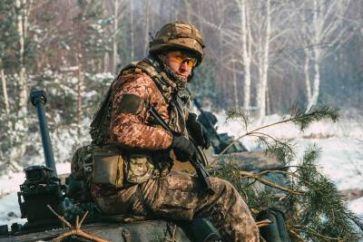 Украинские военные разместили зенитную установку в жилом районе Донбасса