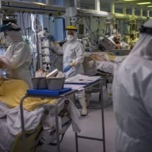 В Германии выявили более 200 тыс. случаев коронавируса за сутки - reporter-ua.com - Италия - Германия - Франция - Испания
