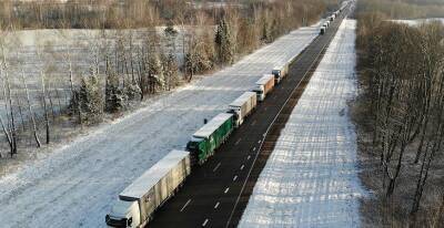 ГТК пояснил причины очередей на границе с Литвой и Польшей
