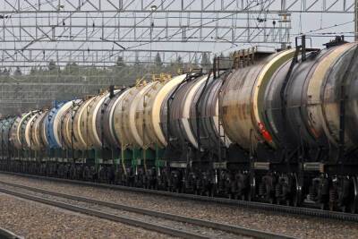 В Казахстане 22 российских поезда застряли из-за обмана посредника