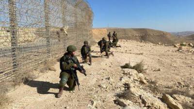 Два бойца спецназа МАГАВ ранены по ошибке на границе с Египтом